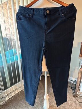 1822 Denim Women's Skinny Jeans in Dark Blue